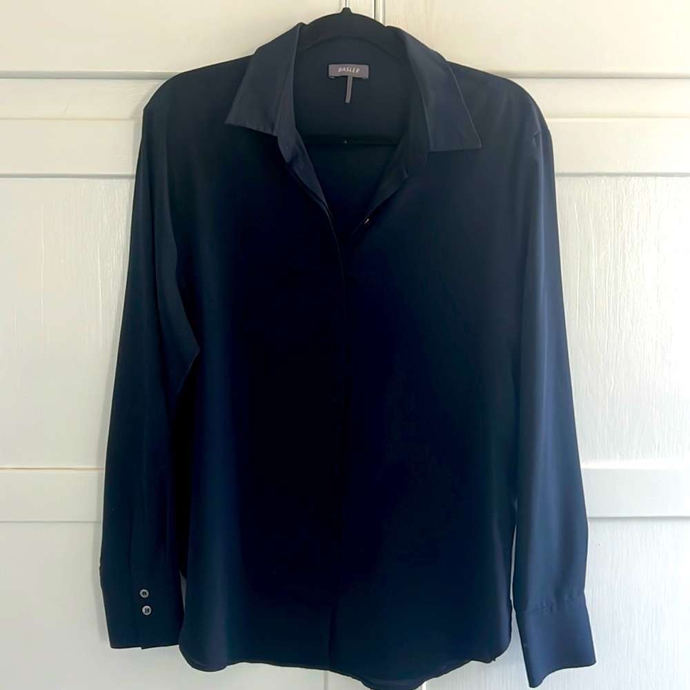 Basler navy blue blouse, Size 42 Medium, hand wash